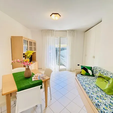 Modern And Spacious In Apartamento Bibione